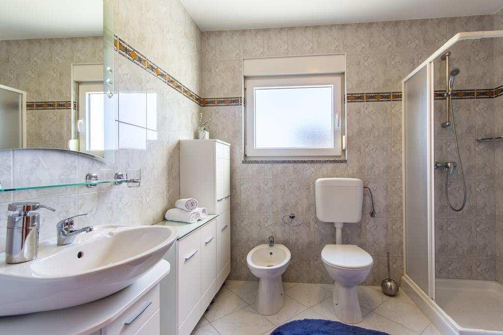 Apartments Alba 파자나 외부 사진